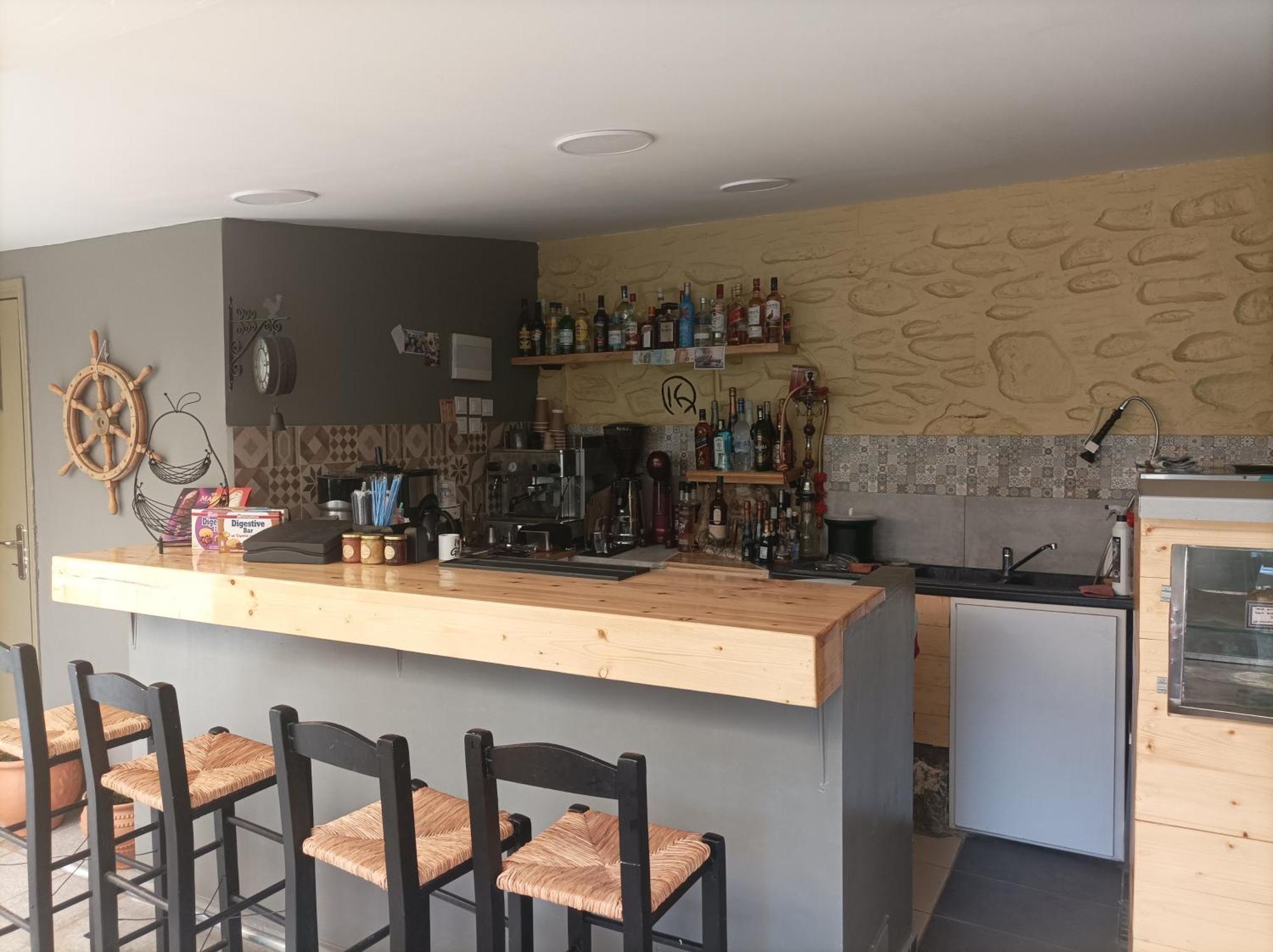 Aposperitis Rooms & Apartments 키니언 외부 사진