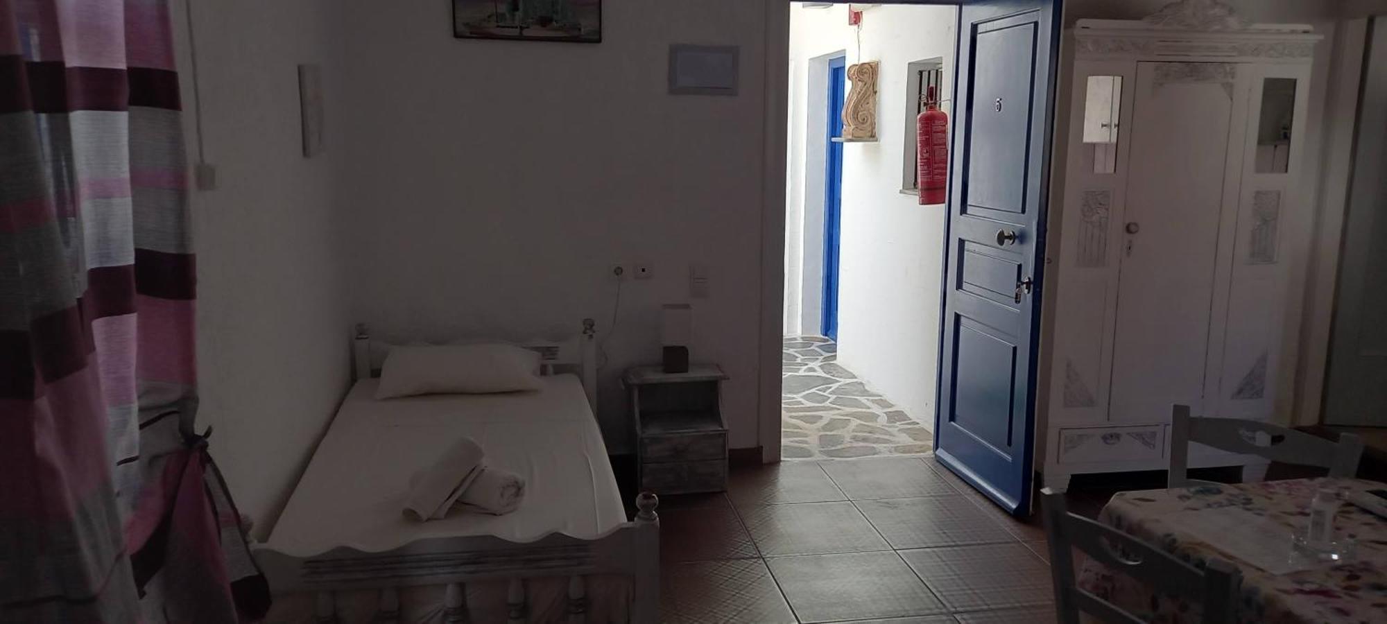 Aposperitis Rooms & Apartments 키니언 외부 사진
