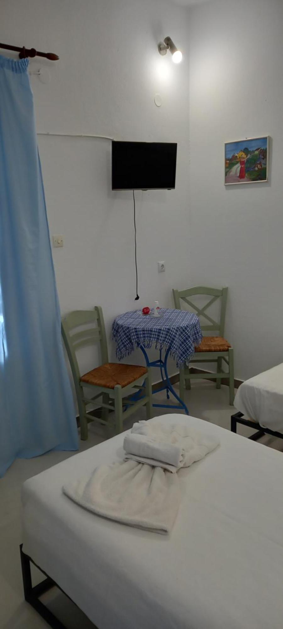 Aposperitis Rooms & Apartments 키니언 외부 사진